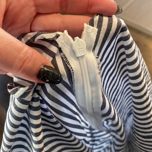 Talbots Blouse Stripe Striped Blue Gray White Buttons small EUC - Picture 7 of 10